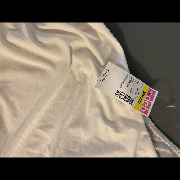 A dress for each occasion! - Picture 2 of 3